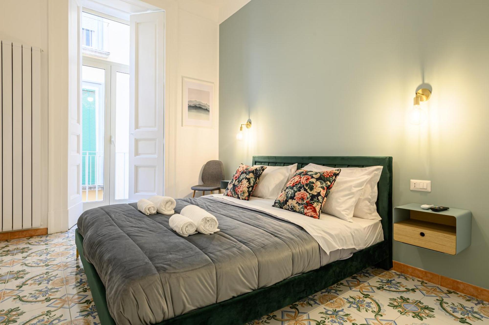 Guest House 121 Charming Apartment Naples Extérieur photo