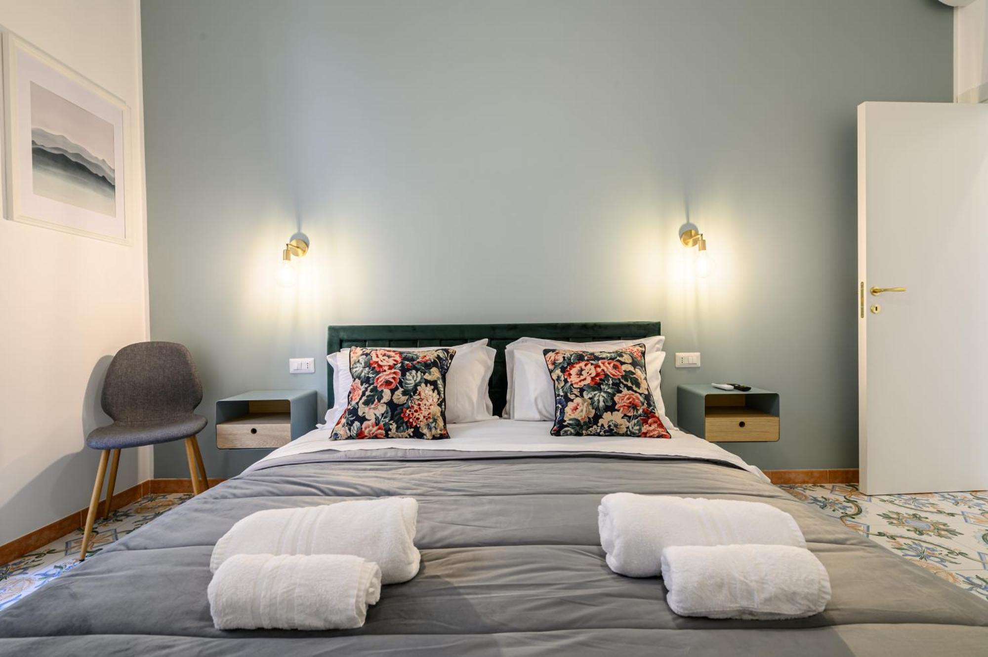 Guest House 121 Charming Apartment Naples Extérieur photo
